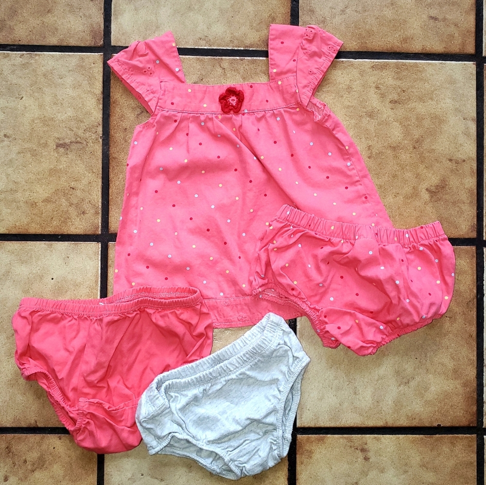 Infant Clothes - Picture 3 of 3